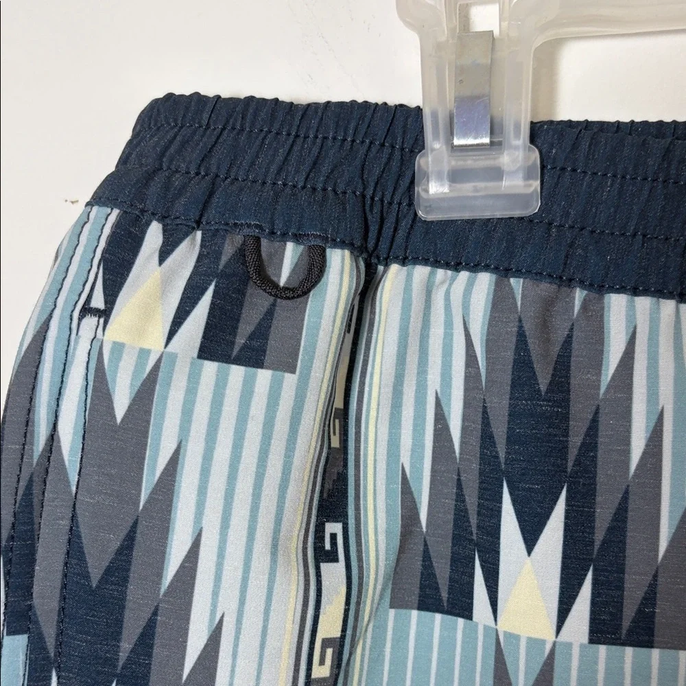 Roark Shorey Poncho - Agave - Swim Shorts - L